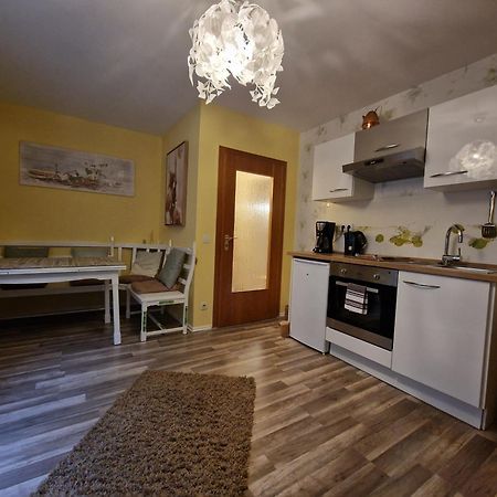 Marburg Apartment Pfiffige Luisa In Ruhiger Waldrandlage Mit Balkon Und Wintergarten Exterior foto